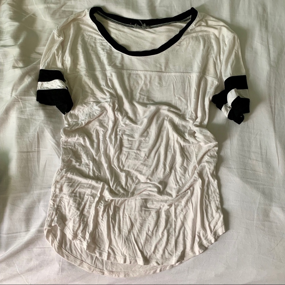Black & White Top